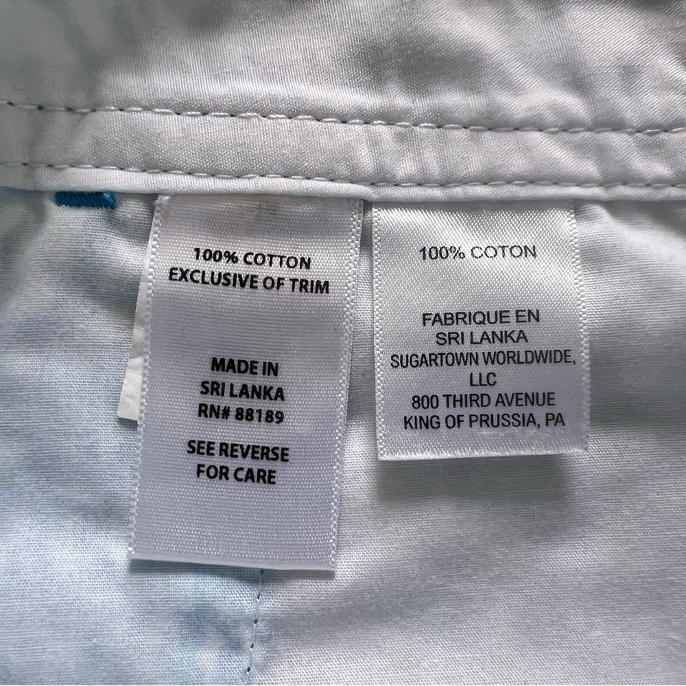 Lilly Pulitzer Buttercup Short Ariel Blue
Lion in The Sun Size 2 - Picture 8 of 8